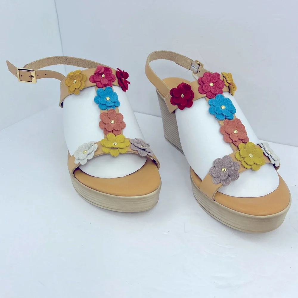 AVELLINI GENUINE LEATHER COLORFUL FLORAL PLATFORM, TAN STRAPS, ITALIAN, SIZE9